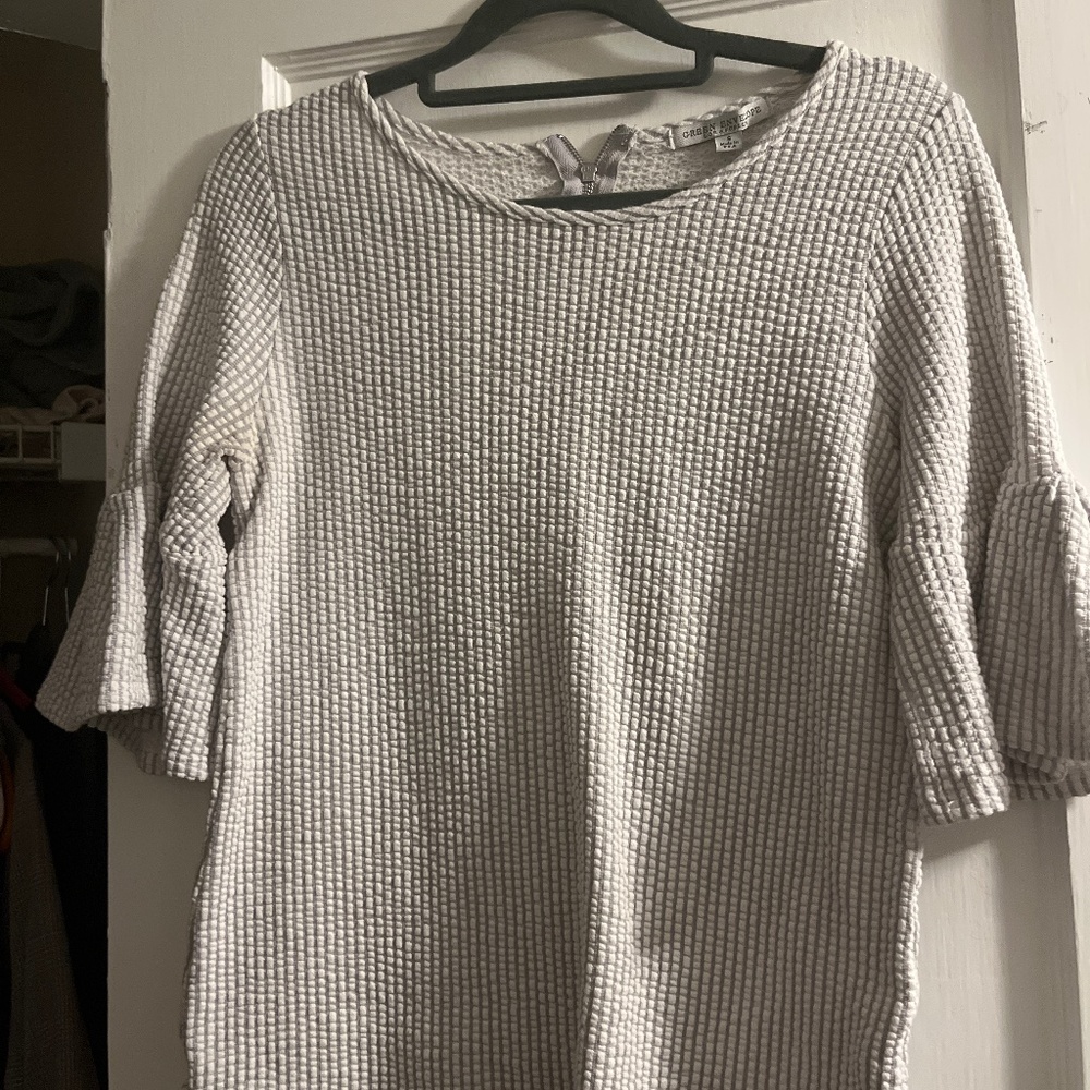 Bell sleeve blouse